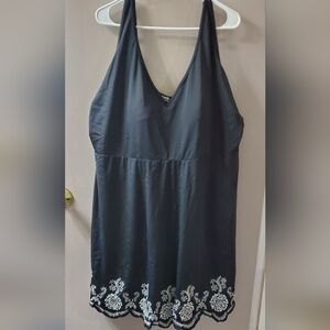 Jessica London Black and White Swim Dress. Sz 30